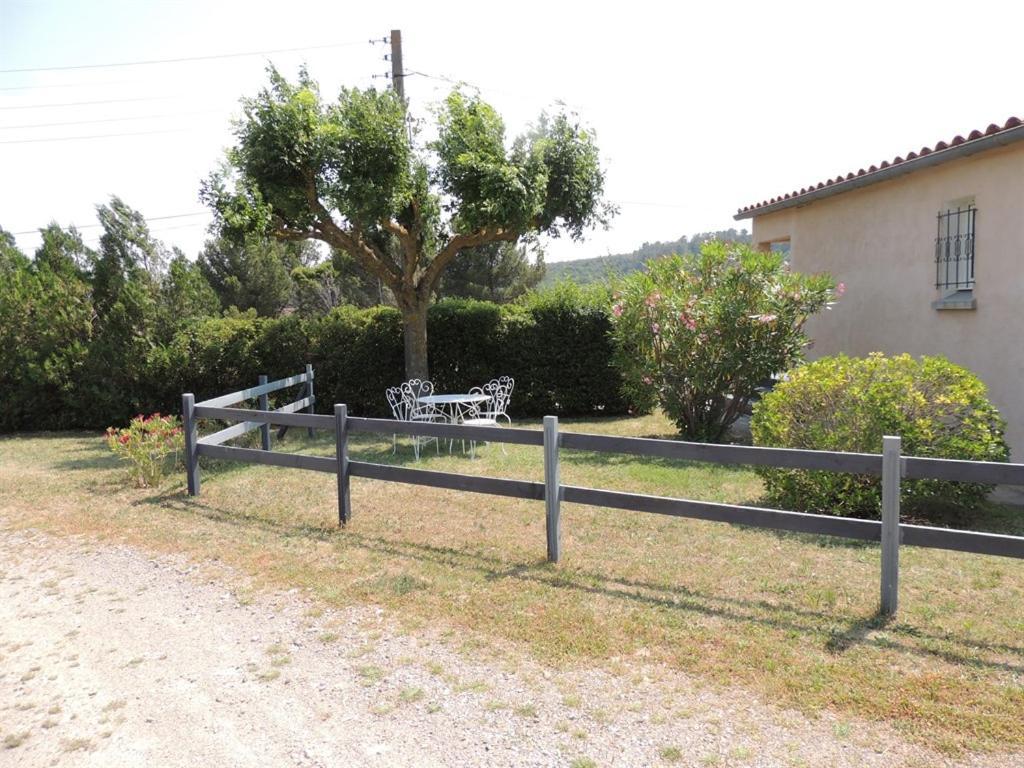 Le Gîte de la Bade Villegailhenc Exterior foto